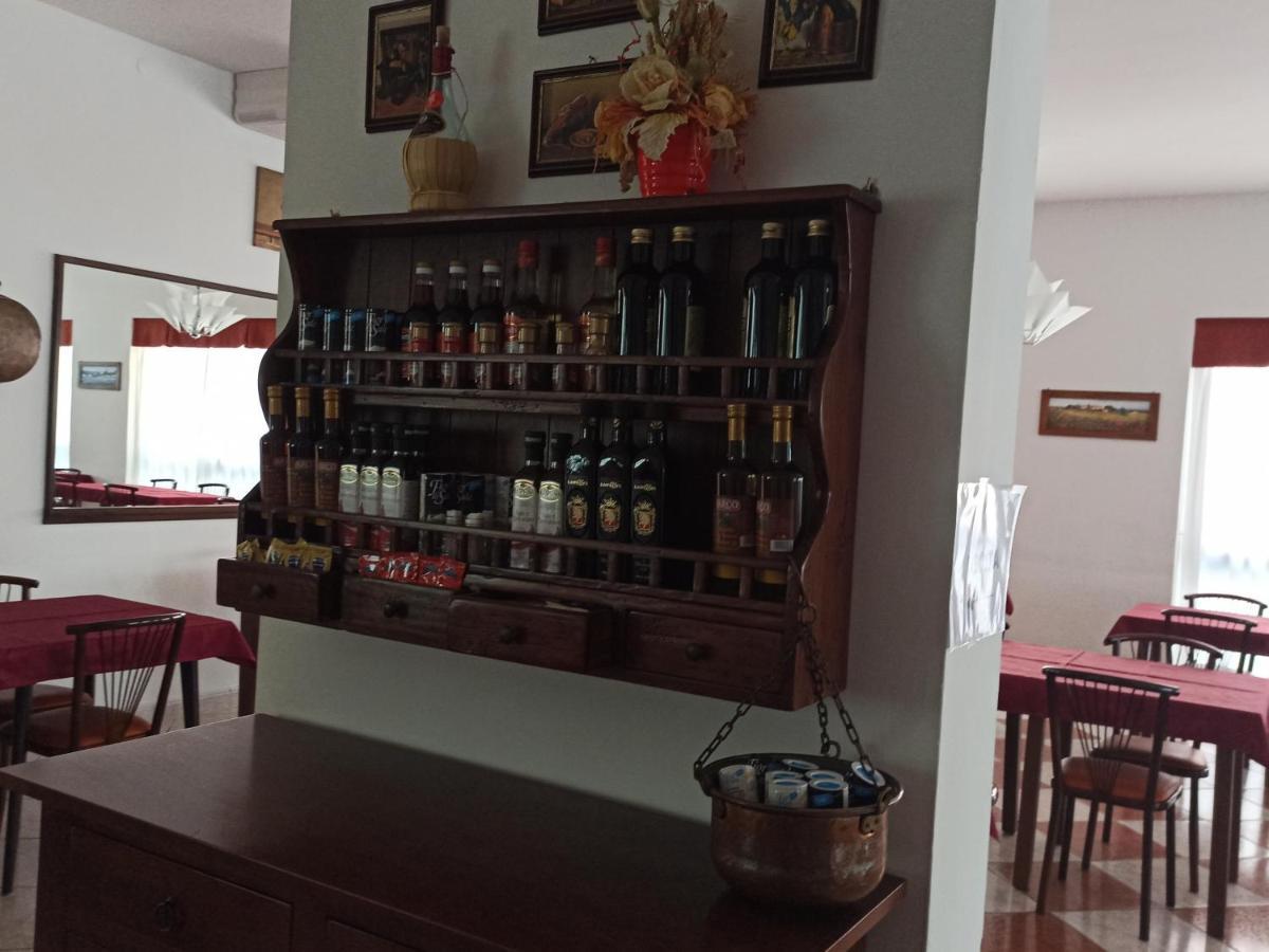 בלריה-איגאה מרינה Hotel Danubio מראה חיצוני תמונה